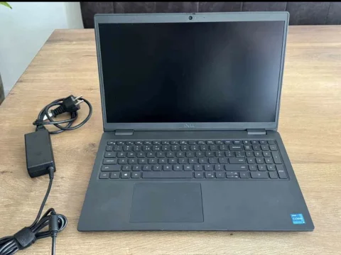 Dell Latitude 3520