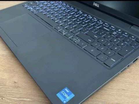 Dell Latitude 3520