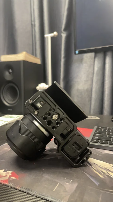 Sony a6000 with Viltrox 35mm lens 3