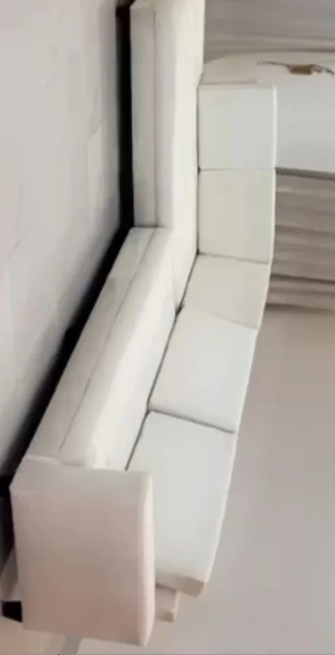 L sitter couch