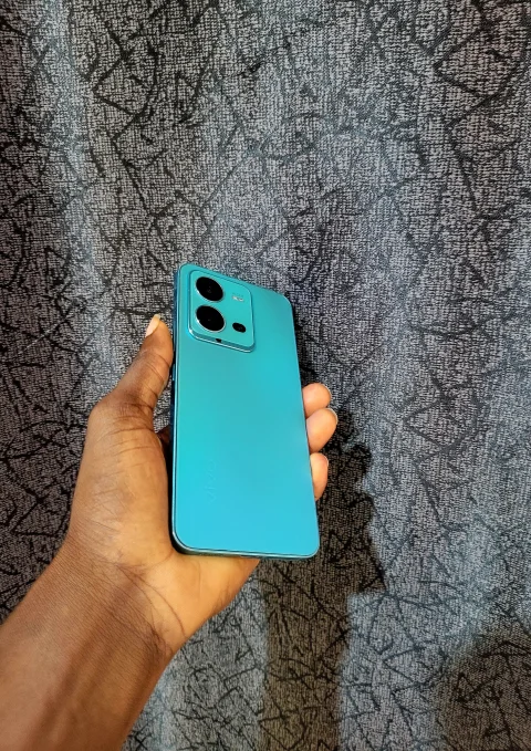 Vivo V25 5G