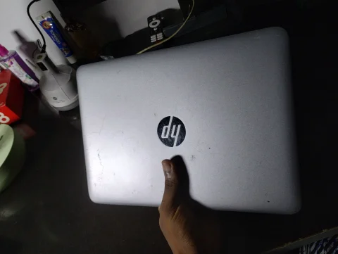 HP ELITEBOOK 820 G4