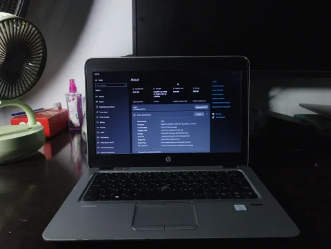 HP ELITEBOOK 820 G4 3