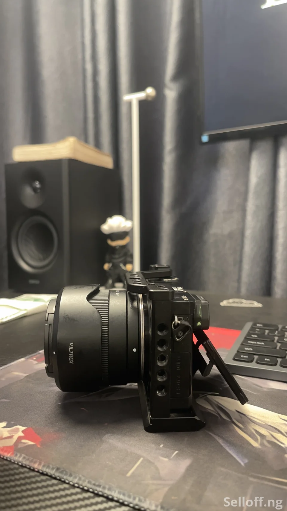 Sony a6000 with Viltrox 35mm lens