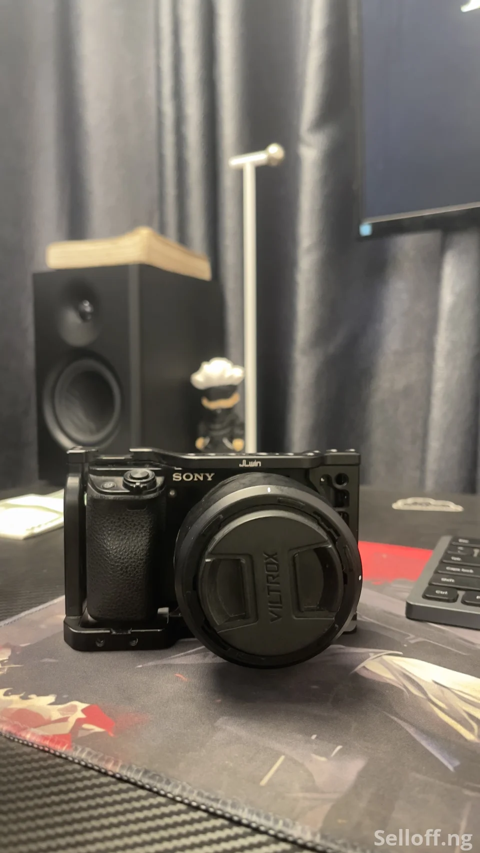 Sony a6000 with Viltrox 35mm lens