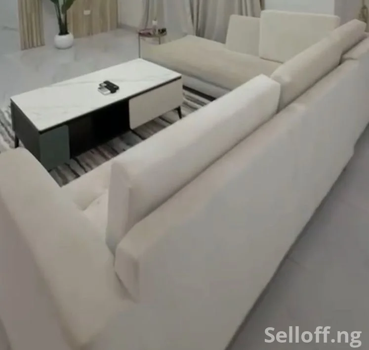 L sitter couch