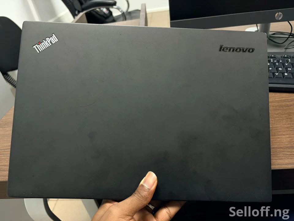 Neatly Used 1TB Lenovo Thinkpad t440