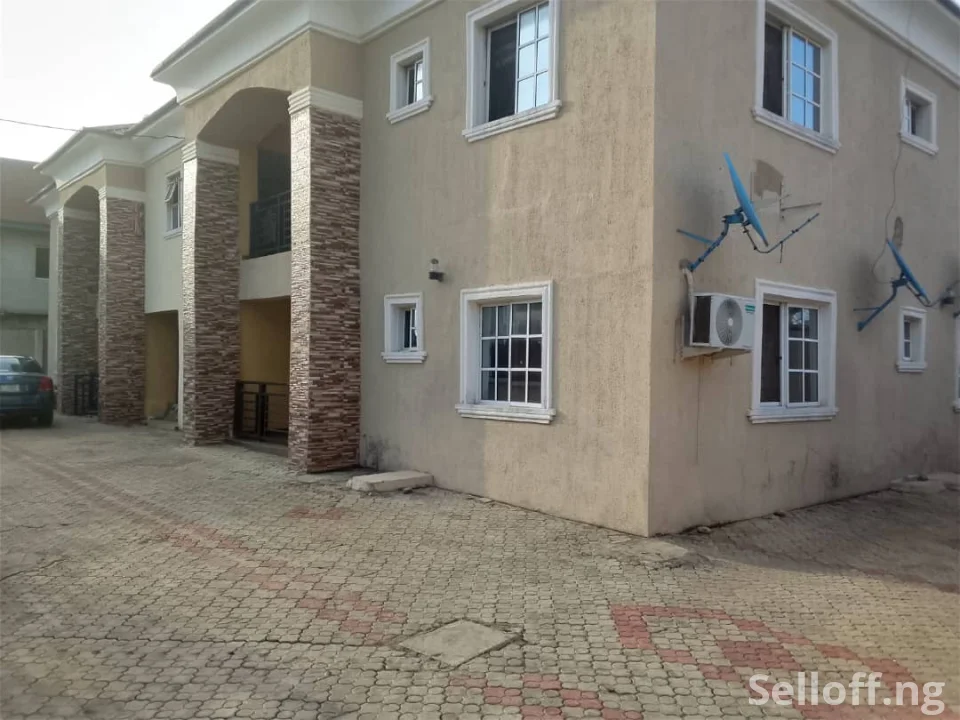 To Let: A modern standard 3bedroom flat