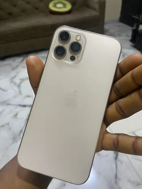 iphone 12pro max no face id 3
