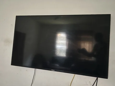 50 inch Samsung Smart TV