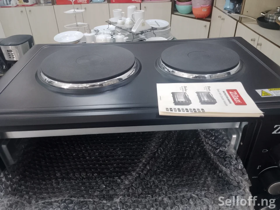 Electrical Oven With Tray And Rack