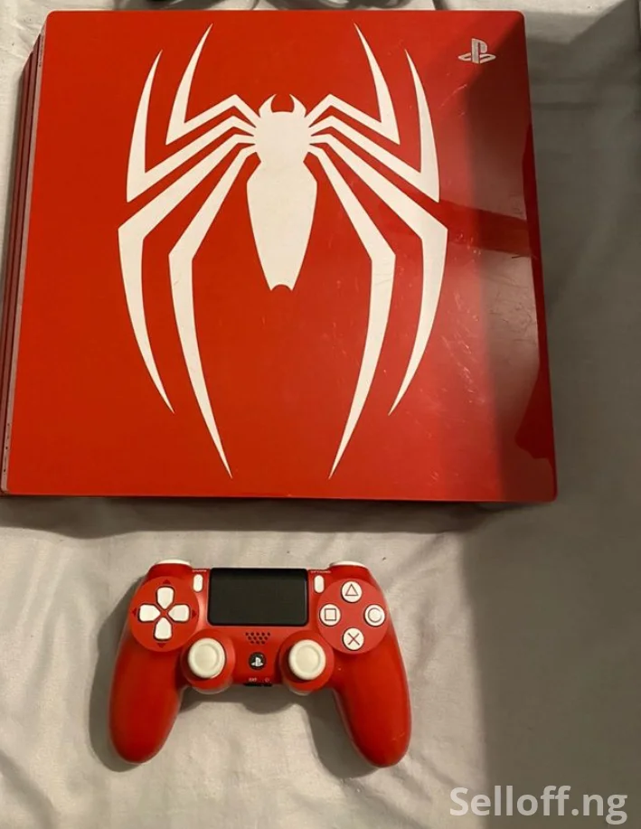 Sony PlayStation 4 slim