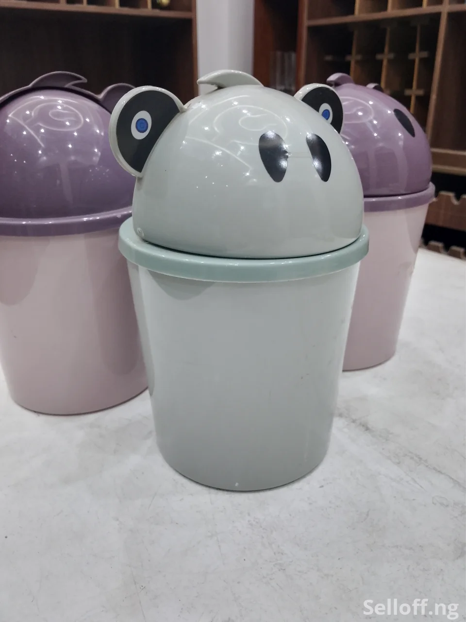 Hippo Compact And Adorable Mini Trash Container
