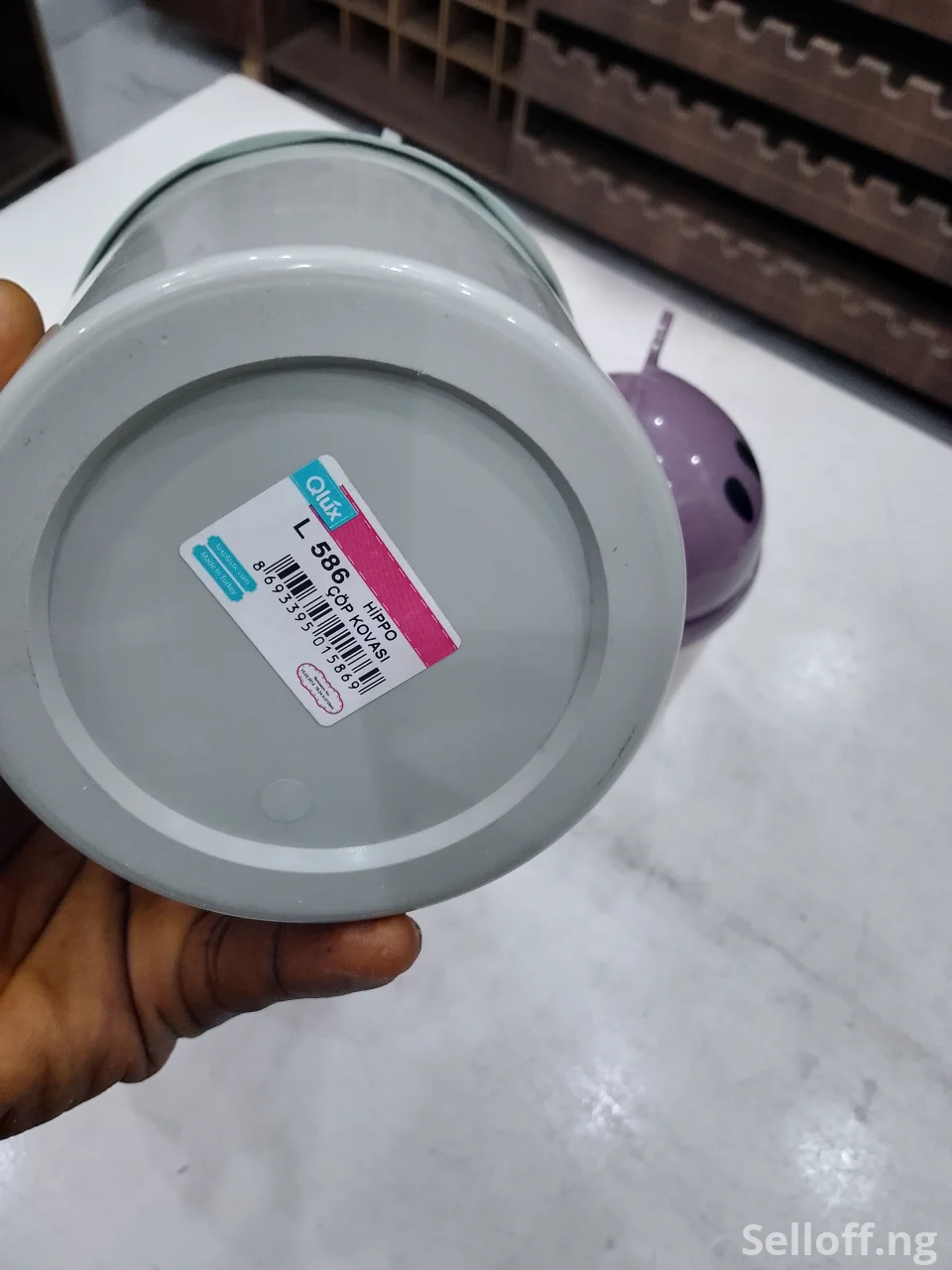 Hippo Compact And Adorable Mini Trash Container