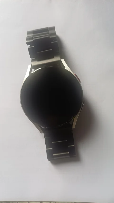 Samsung Galaxy Watch FE 40mm With Extra Chain Strap