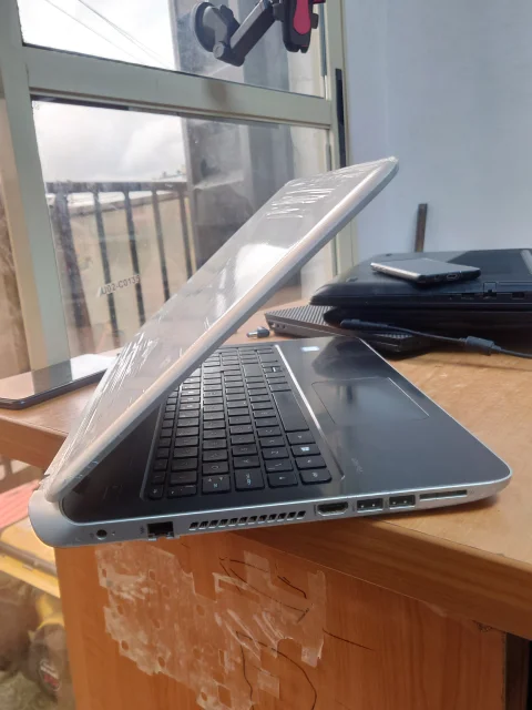 HP Pavilion 4