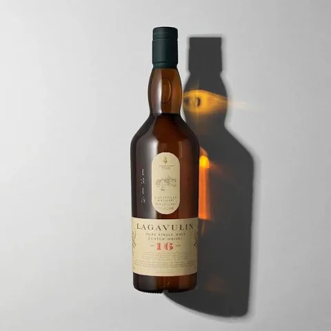 Lagavulin - 16 Years