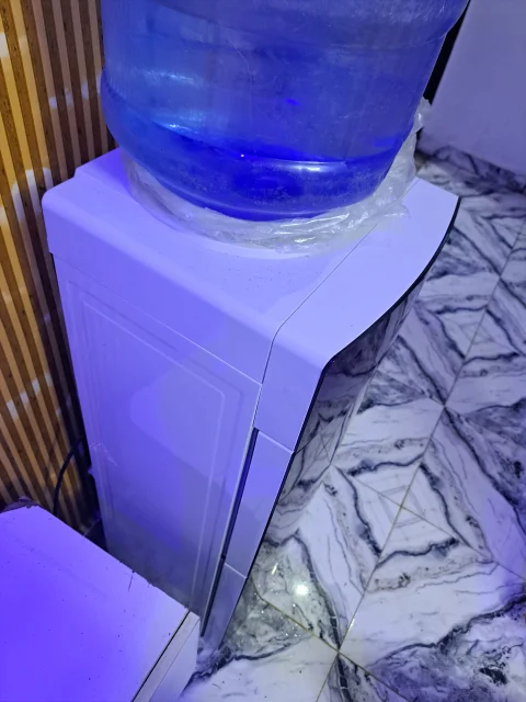 Polystar Top-Loading Water Dispenser 3