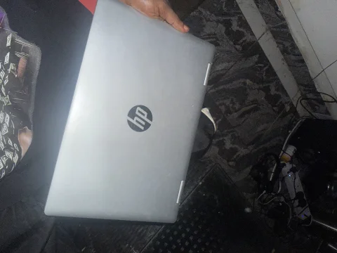 HP pavilion x360 5