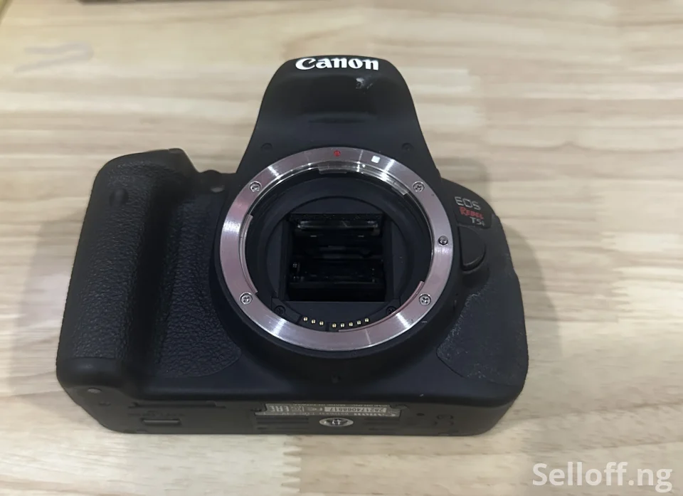 Canon Eos Rebel T5 DSLR Camera Package - Excellent Starter Camera