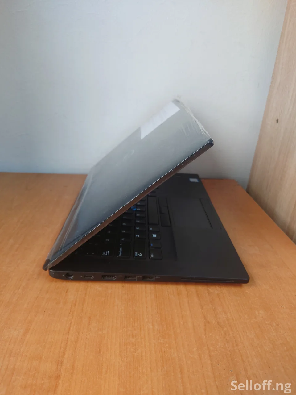 DELL LATITUDE 7490