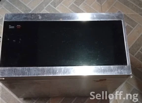 Microwave (Fairly used)