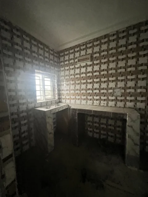 Newly built 2 bedroom flat en-suite at Iyana school iba 6